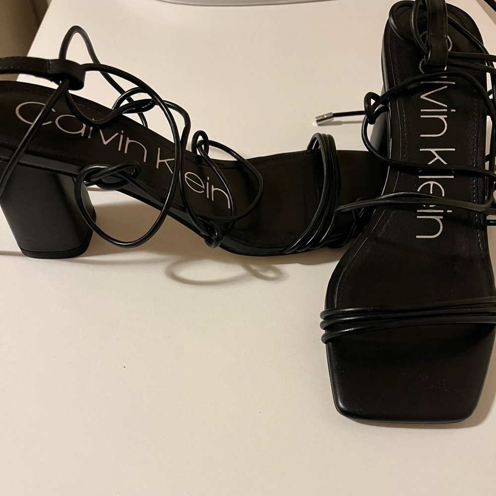 Heels - Picture 2 of 2